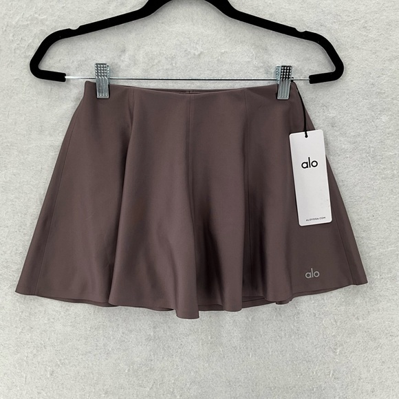 NWT Alo Yoga Women’s Airlift Down The Line Tennis Skirt - Raisinette XXS